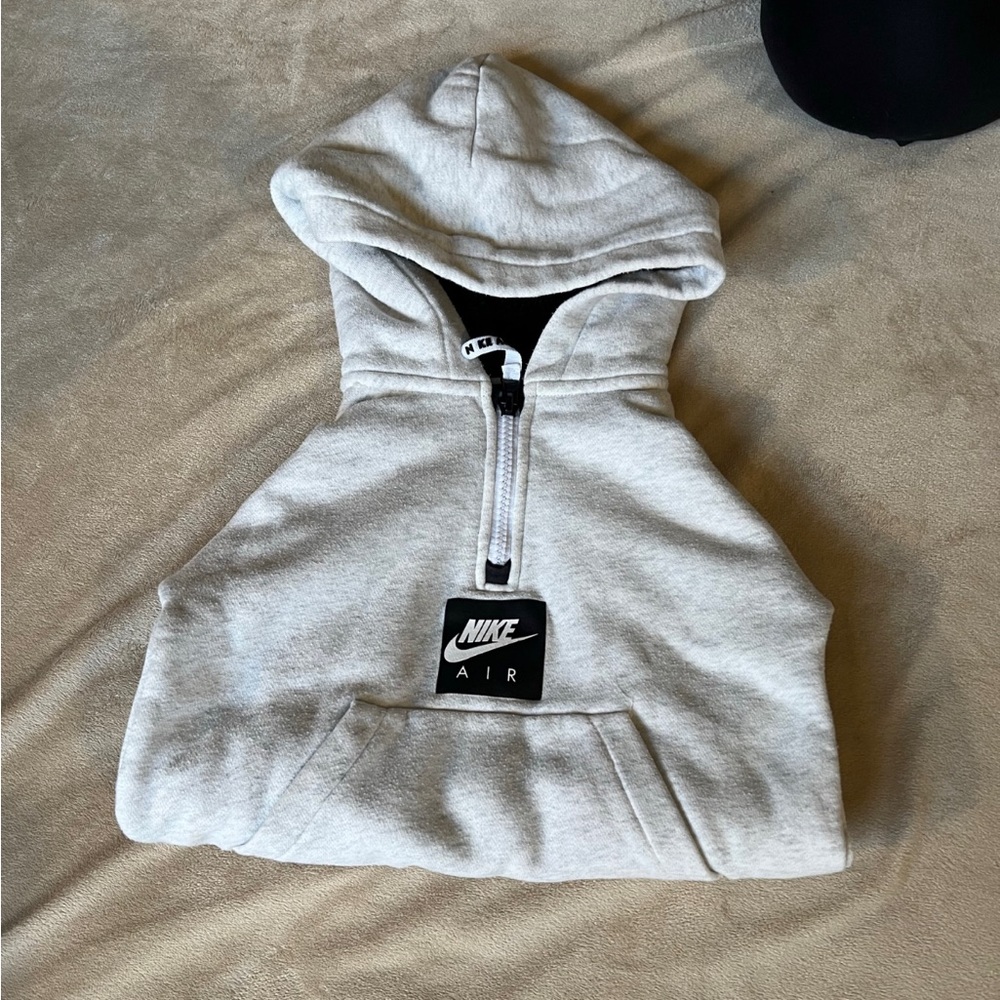Nike hoodie for boys